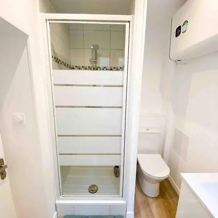 Charmante Maison De 4 Avec Salles De Bains Independantes Et Privee, Ideal Pour Travailler Et Pour Les Holiday home Rouen